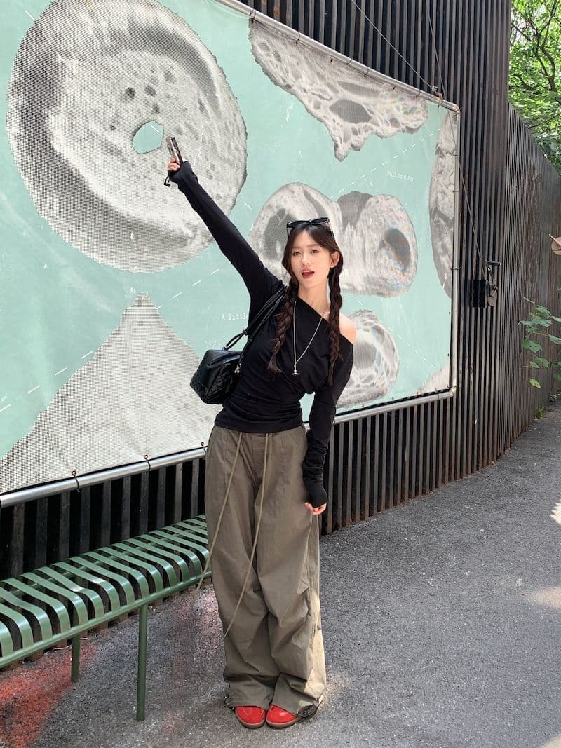 있음 선적 새로운 대외 무역 원본 품질 오프숄더 긴팔 티셔츠 여성 의류 이른 가을 몸매 가꾸기 만나는 맨위 상세 이미지 5