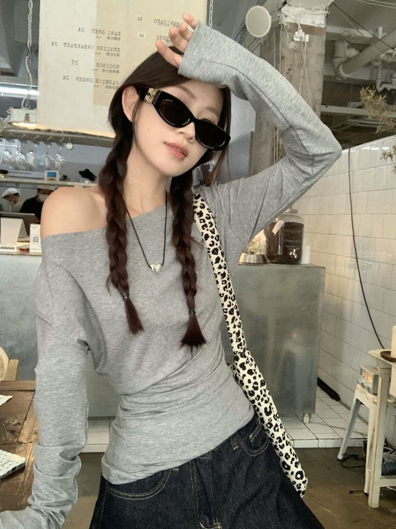 있음 선적 새로운 대외 무역 원본 품질 오프숄더 긴팔 티셔츠 여성 의류 이른 가을 몸매 가꾸기 만나는 맨위 상세 이미지 6