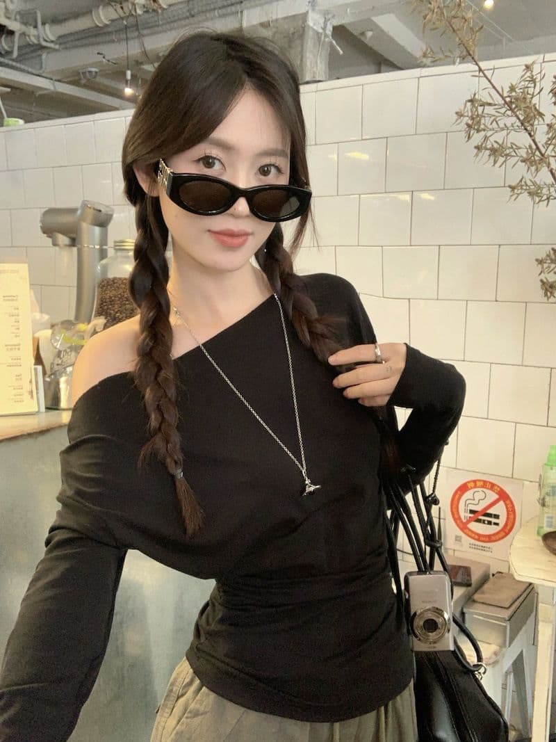있음 선적 새로운 대외 무역 원본 품질 오프숄더 긴팔 티셔츠 여성 의류 이른 가을 몸매 가꾸기 만나는 맨위 상세 이미지 8