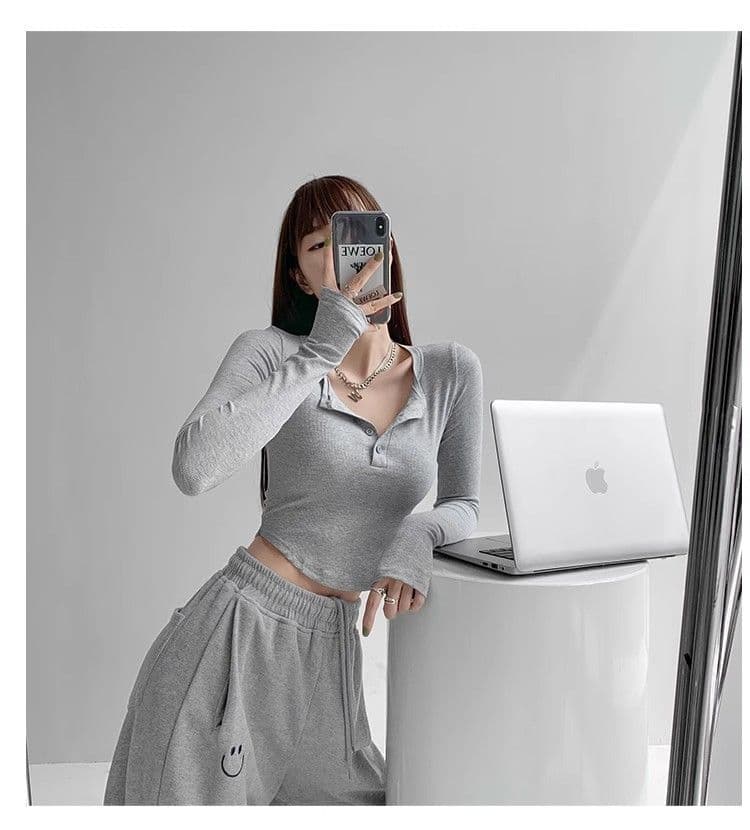 있음 선적 새로운 원본 대외 무역 한국 스타일 긴팔 티셔츠 여성 가을 반 개방 칼라 색상 기본 셔츠 몸매 가꾸기 쇼트 스타일 상세 이미지 3