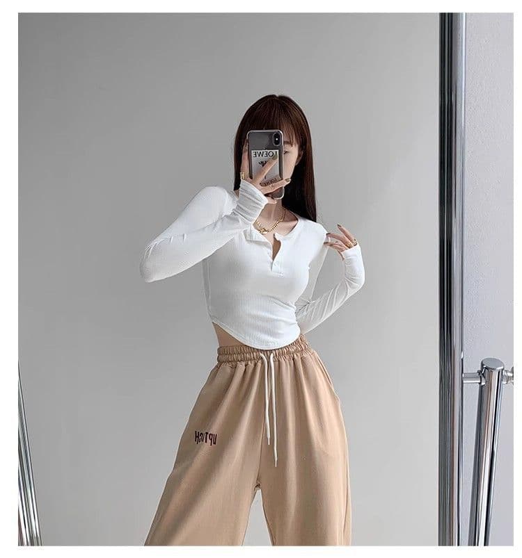 있음 선적 새로운 원본 대외 무역 한국 스타일 긴팔 티셔츠 여성 가을 반 개방 칼라 색상 기본 셔츠 몸매 가꾸기 쇼트 스타일 상세 이미지 6