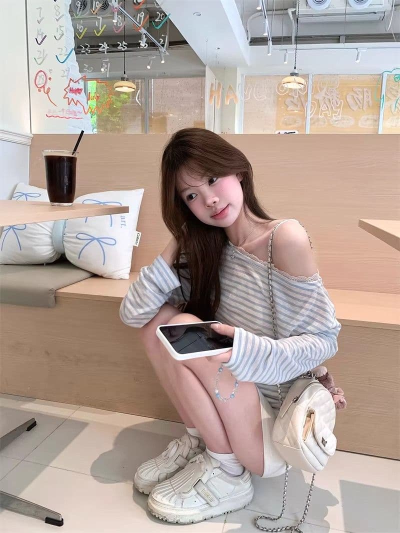 경관 그림 원본 것 달콤한 스타일 레이스 조각 비스듬한 어깨 긴팔 티셔츠 오프숄더 맨위 이미지 4