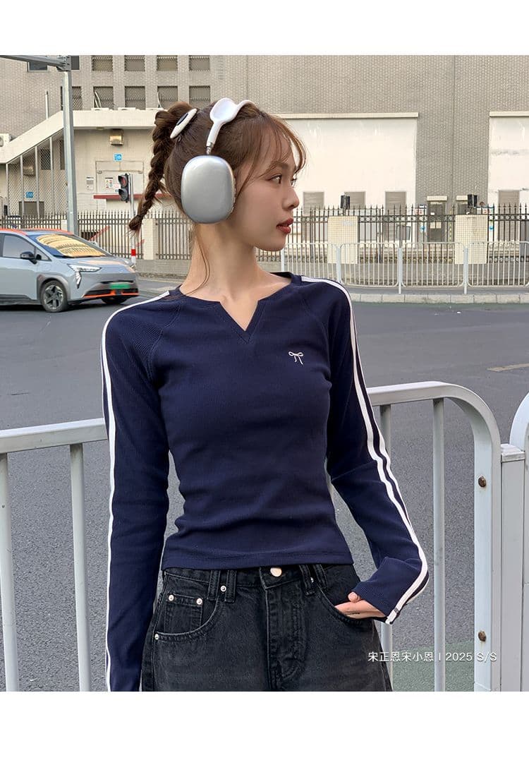 모달 나비 매듭 긴팔 티셔츠 여성 가을 새로운 블루 색상 V넥 쇼트 스타일 인사이드 가져 가라. 기본 셔츠 맨위 이미지 4