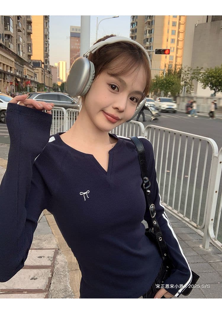 모달 나비 매듭 긴팔 티셔츠 여성 가을 새로운 블루 색상 V넥 쇼트 스타일 인사이드 가져 가라. 기본 셔츠 맨위 상세 이미지 10