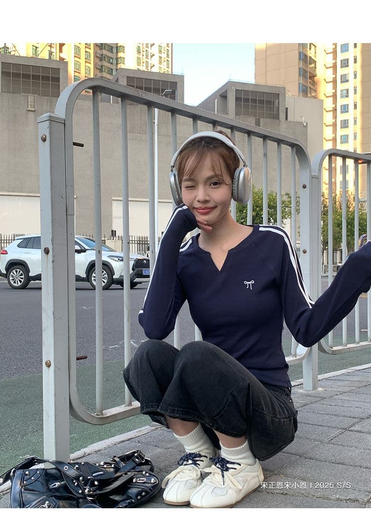 모달 나비 매듭 긴팔 티셔츠 여성 가을 새로운 블루 색상 V넥 쇼트 스타일 인사이드 가져 가라. 기본 셔츠 맨위 상세 이미지 16