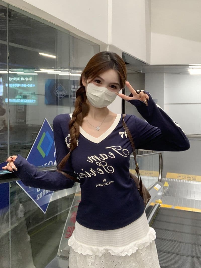 모달 아메리칸 V넥 긴팔 티셔츠 여성 가을 몸매 가꾸기 인사이드 가져 가라. 기본 셔츠 자이언트 잘 생긴 외출용 맨위 이미지 2