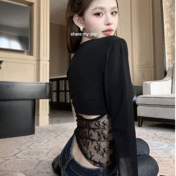 섹시한 아름다움 뒤로 홀로우 아웃 레이스 조각 긴팔 티셔츠 2026 가을 새로운 핫걸 허리 수축 슬림해 보이는 만나는 맨위 상세 이미지 4