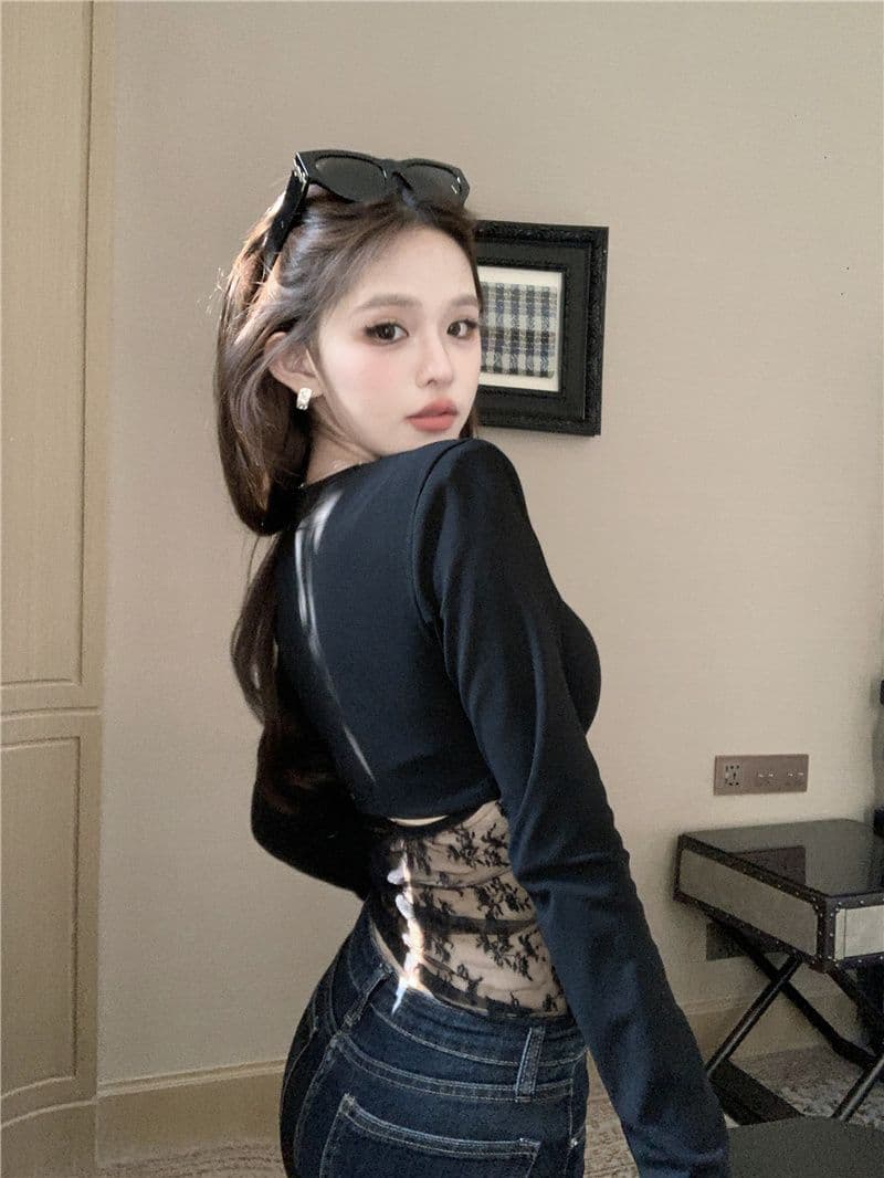 섹시한 아름다움 뒤로 홀로우 아웃 레이스 조각 긴팔 티셔츠 2026 가을 새로운 핫걸 허리 수축 슬림해 보이는 만나는 맨위 상세 이미지 10