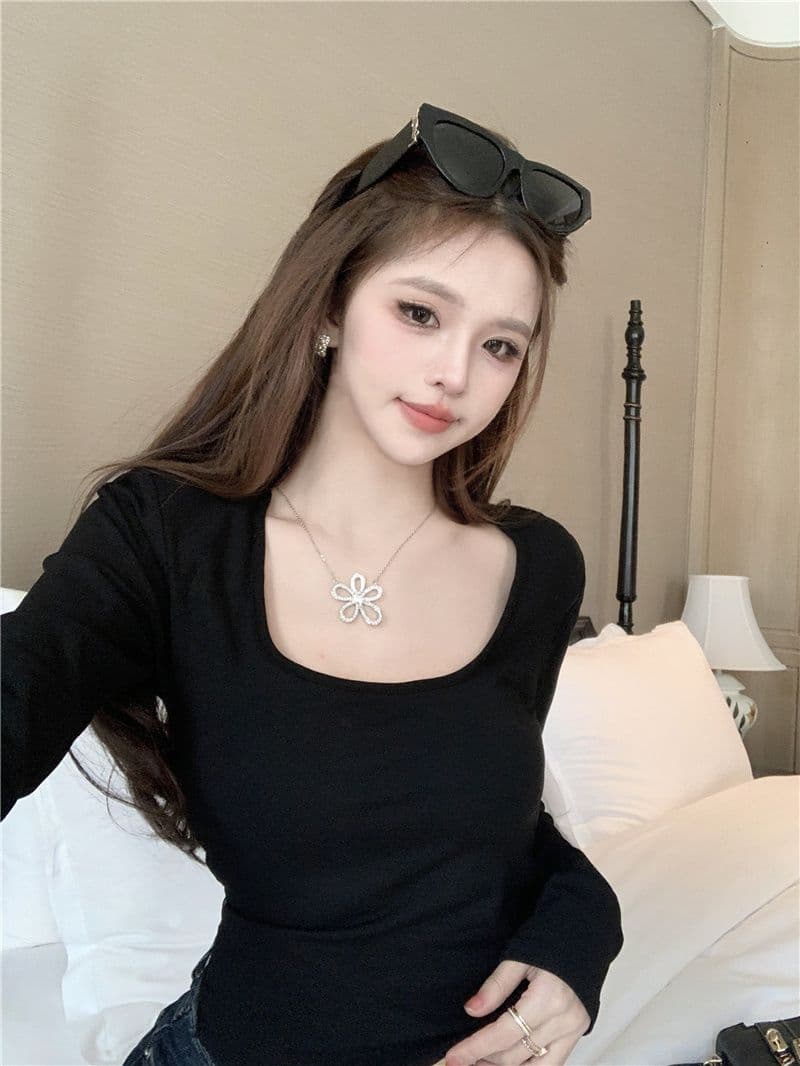 섹시한 아름다움 뒤로 홀로우 아웃 레이스 조각 긴팔 티셔츠 2026 가을 새로운 핫걸 허리 수축 슬림해 보이는 만나는 맨위 상세 이미지 12