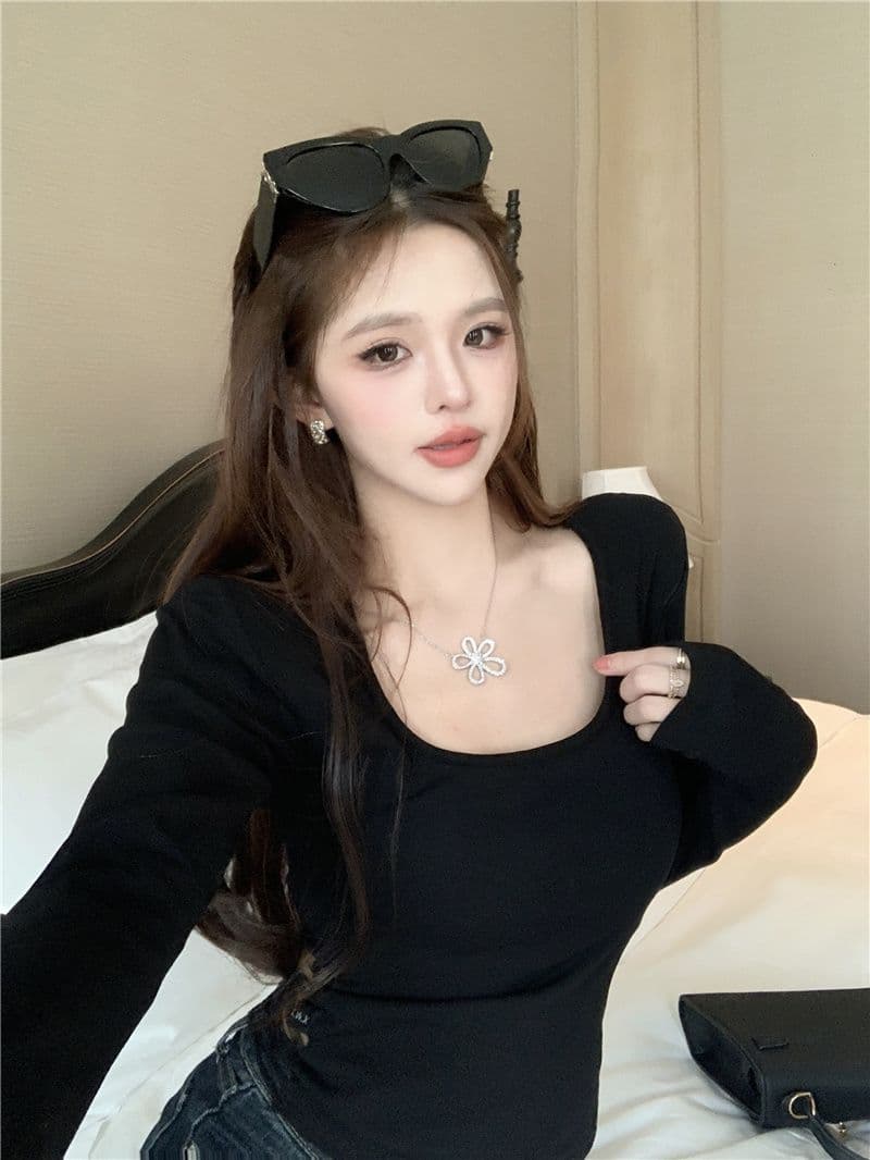 섹시한 아름다움 뒤로 홀로우 아웃 레이스 조각 긴팔 티셔츠 2026 가을 새로운 핫걸 허리 수축 슬림해 보이는 만나는 맨위 상세 이미지 21