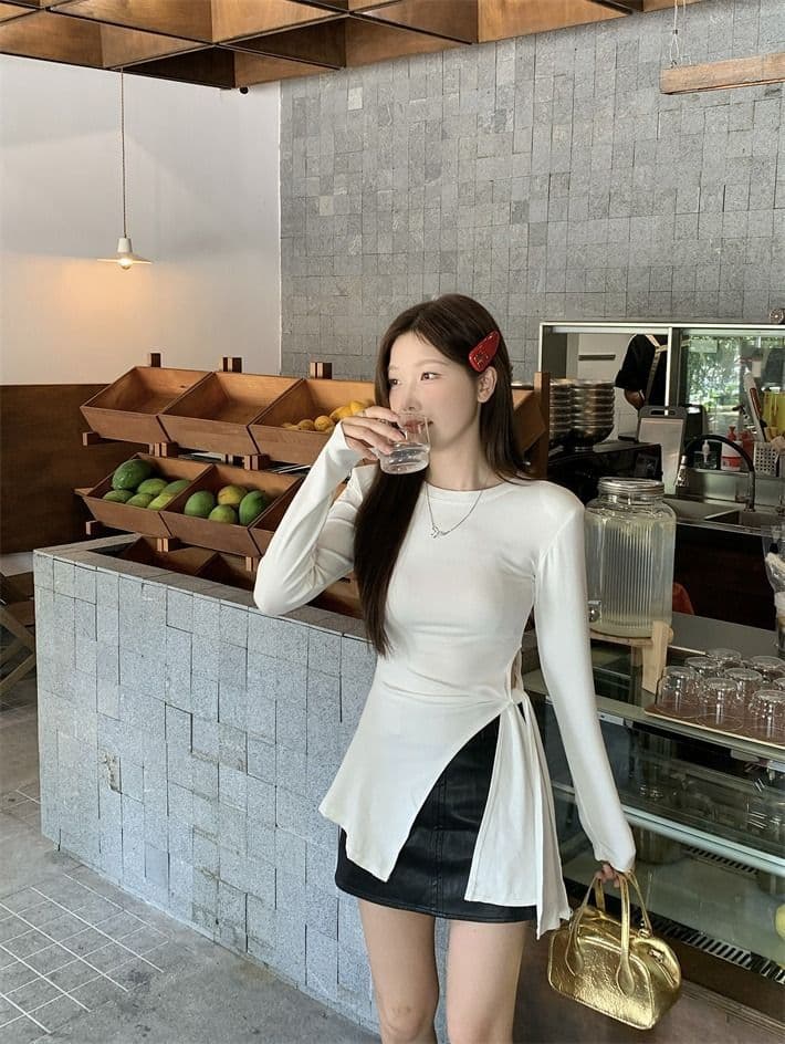모달 사람들 면 260 그램 화이트 티셔츠 여성 가을 표지 고기 슬림해 보이는 긍정적 인 어깨 동정 트임 불규칙 맨위 상세 이미지 9
