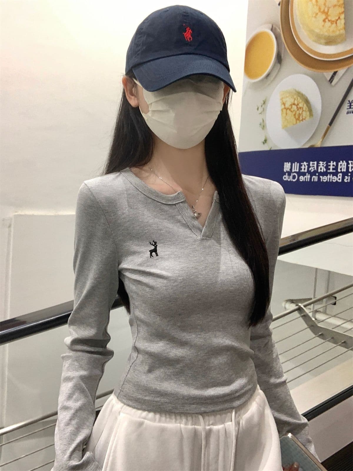 있음 선적 원본 대외 무역 한국 스타일 새로운 레트로 자수 반 개방 칼라 긴팔 티셔츠 여성 의류 가을 만나는 맨위 상세 이미지 10