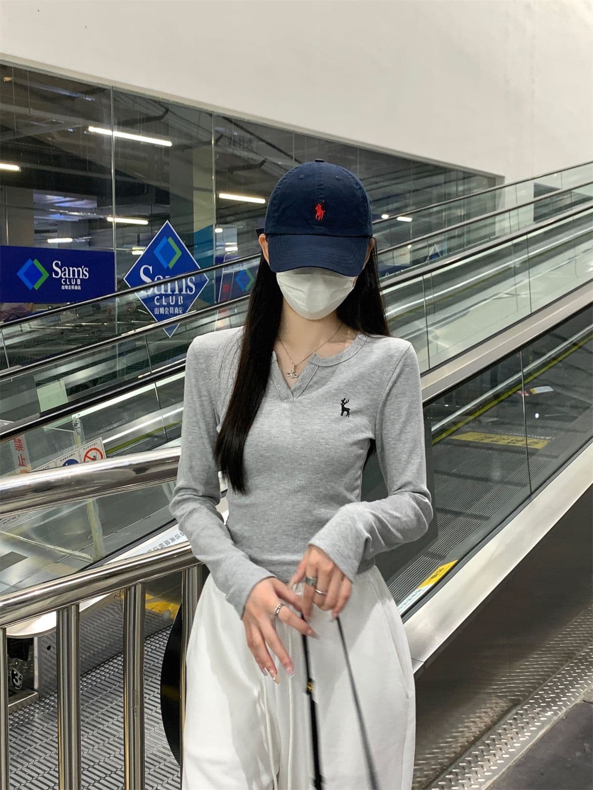 있음 선적 원본 대외 무역 한국 스타일 새로운 레트로 자수 반 개방 칼라 긴팔 티셔츠 여성 의류 가을 만나는 맨위 상세 이미지 16