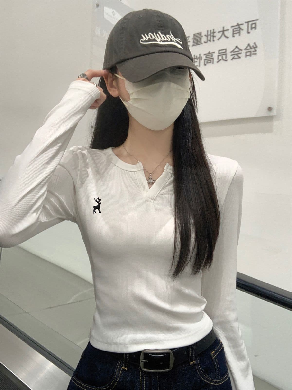 있음 선적 원본 대외 무역 한국 스타일 새로운 레트로 자수 반 개방 칼라 긴팔 티셔츠 여성 의류 가을 만나는 맨위 상세 이미지 20