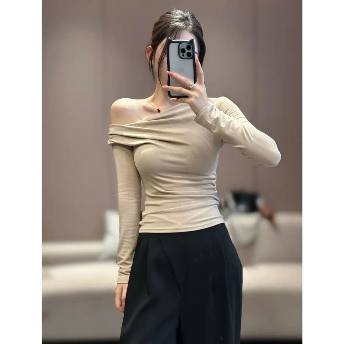 있음 선적 원본 대외 무역 한국 스타일 가을 새로운 흔들다 칼라 비스듬한 어깨 오프숄더 긴팔 티셔츠 여성 기본 셔츠 맨위