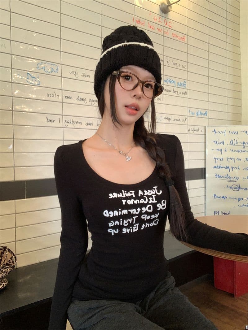 있음 선적 원본 대외 무역 한국 스타일 핫걸 바람 프린트 긴팔 티셔츠 여성 가을 한국 스타일 몸매 가꾸기 긍정적 인 어깨 상세 이미지 25