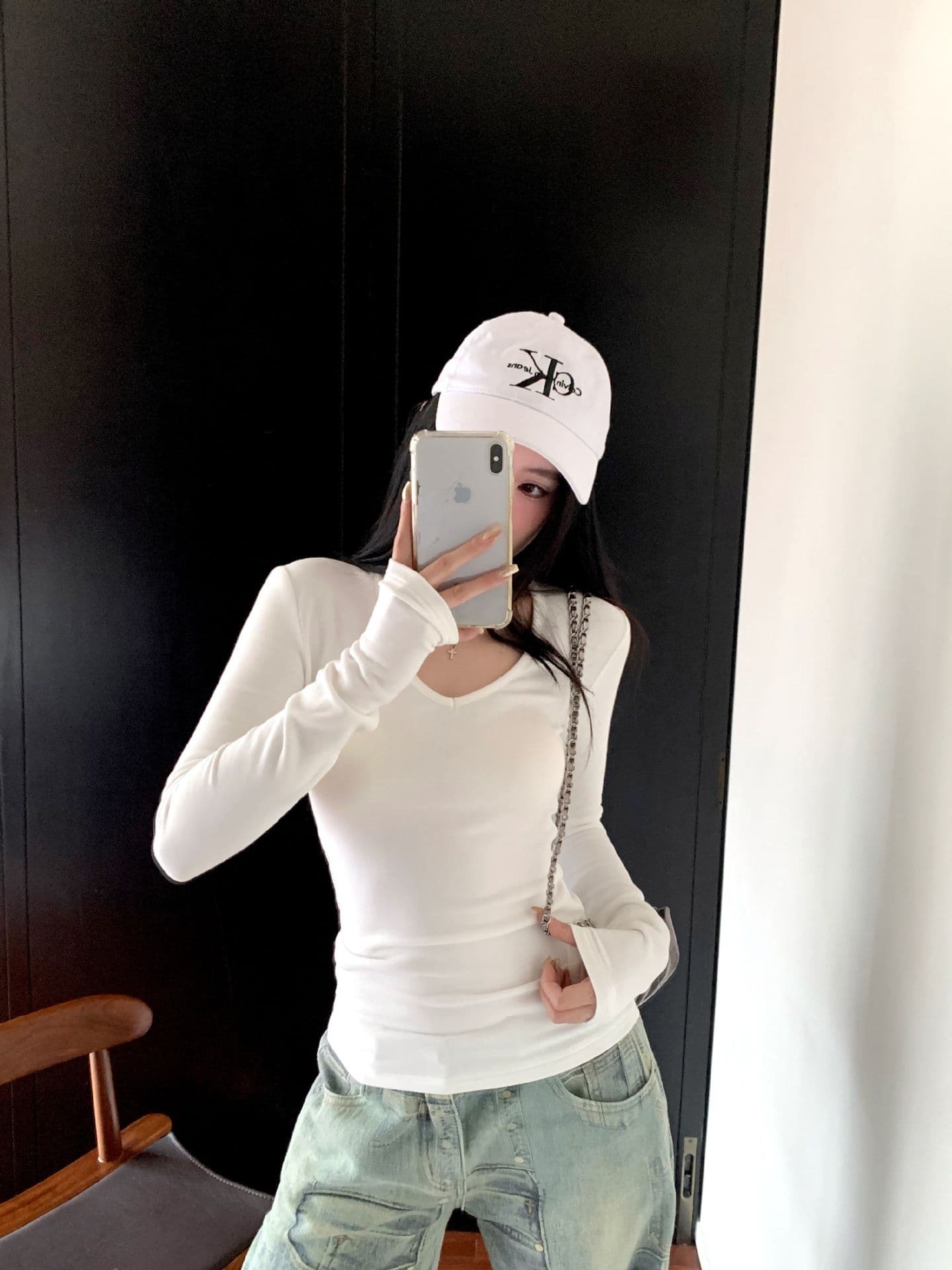원본 대외 무역 한국 스타일 가을 새로운 De 플러시 V넥 긴팔 티셔츠 여성 몸매 가꾸기 맨위 상세 이미지 3