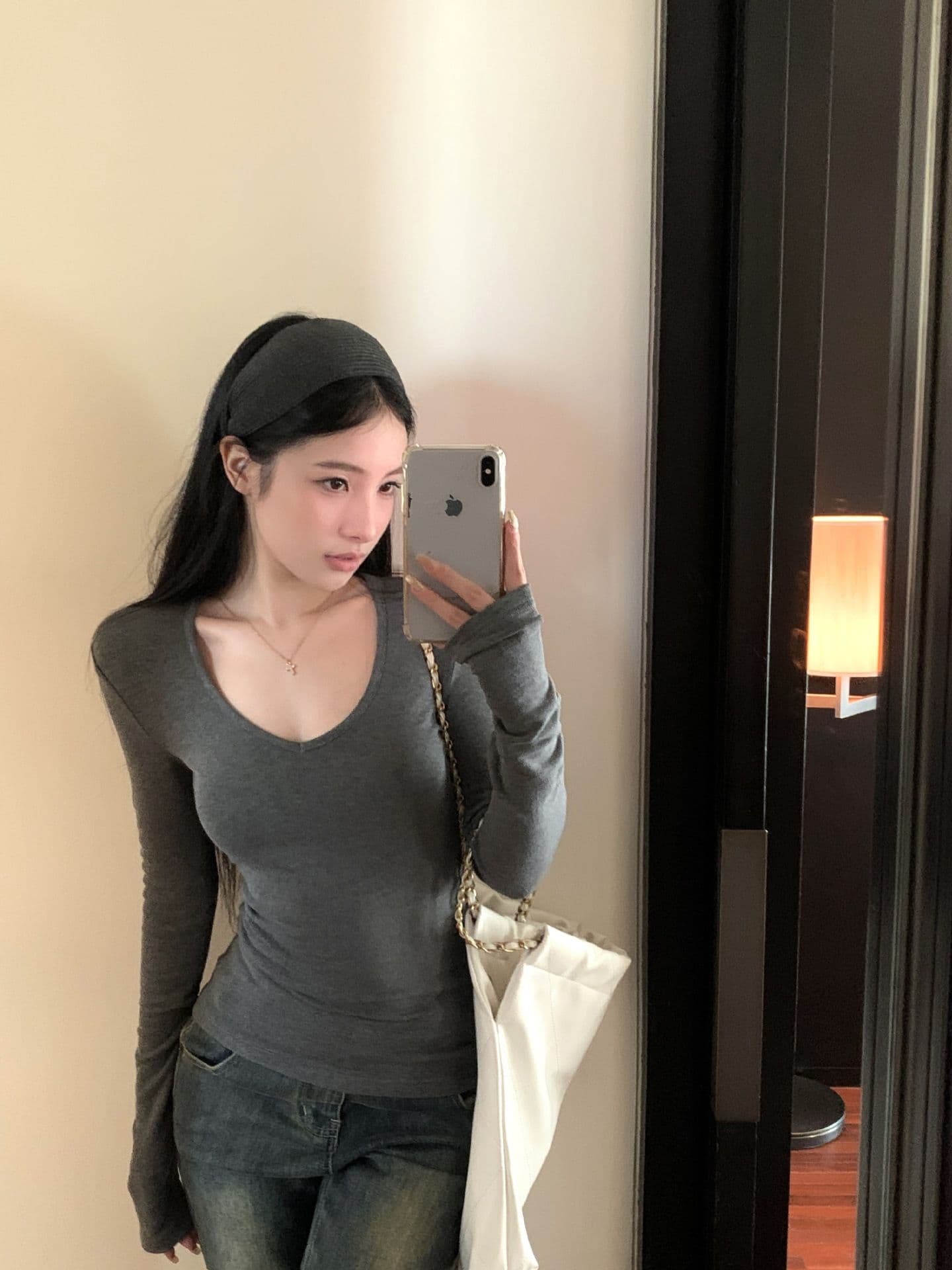 원본 대외 무역 한국 스타일 가을 새로운 De 플러시 V넥 긴팔 티셔츠 여성 몸매 가꾸기 맨위 상세 이미지 11