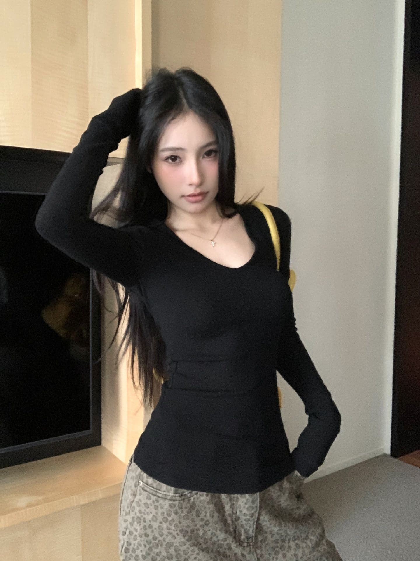 원본 대외 무역 한국 스타일 가을 새로운 De 플러시 V넥 긴팔 티셔츠 여성 몸매 가꾸기 맨위 상세 이미지 26