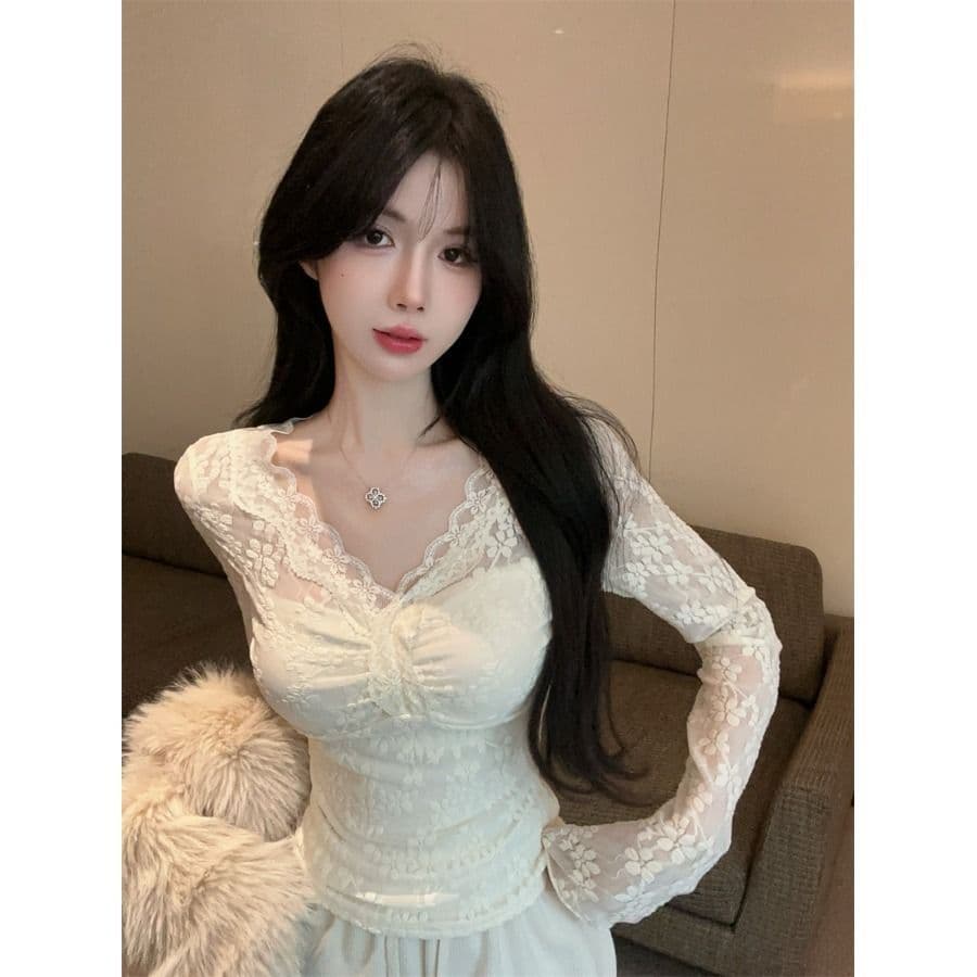 있음 선적 원본 원단 순수한 욕망 섹시함 V넥 홀로우 아웃 맨위 여성 가을 작은 샤넬 스타일 레이스 기본 셔츠 인사이드 가져 가라. 이미지 4