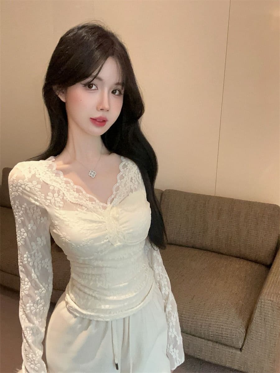 있음 선적 원본 원단 순수한 욕망 섹시함 V넥 홀로우 아웃 맨위 여성 가을 작은 샤넬 스타일 레이스 기본 셔츠 인사이드 가져 가라. 상세 이미지 11