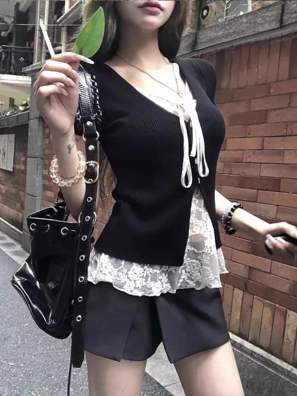 있음 선적 와 사고 방식 한 부서 핫걸 페이크 레이어드 V넥 레이스 반팔 티셔츠 여성 여름 몸매 가꾸기 허리 수축 맨위 상세 이미지 9