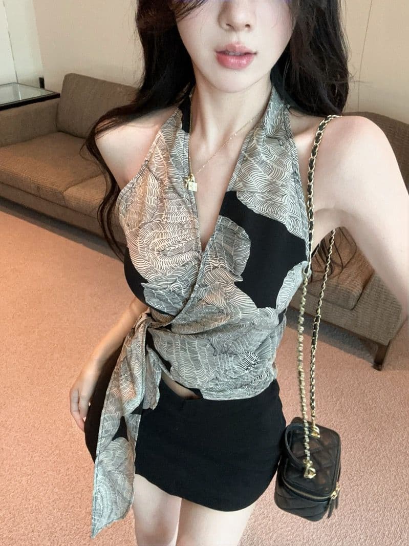 있음 선적 셔틀 제직 그리드 레트로 프린트 십자가 V넥 행침 목 캐미솔 여름 스트랩 몸매 가꾸기 핫걸 맨위 상세 이미지 2