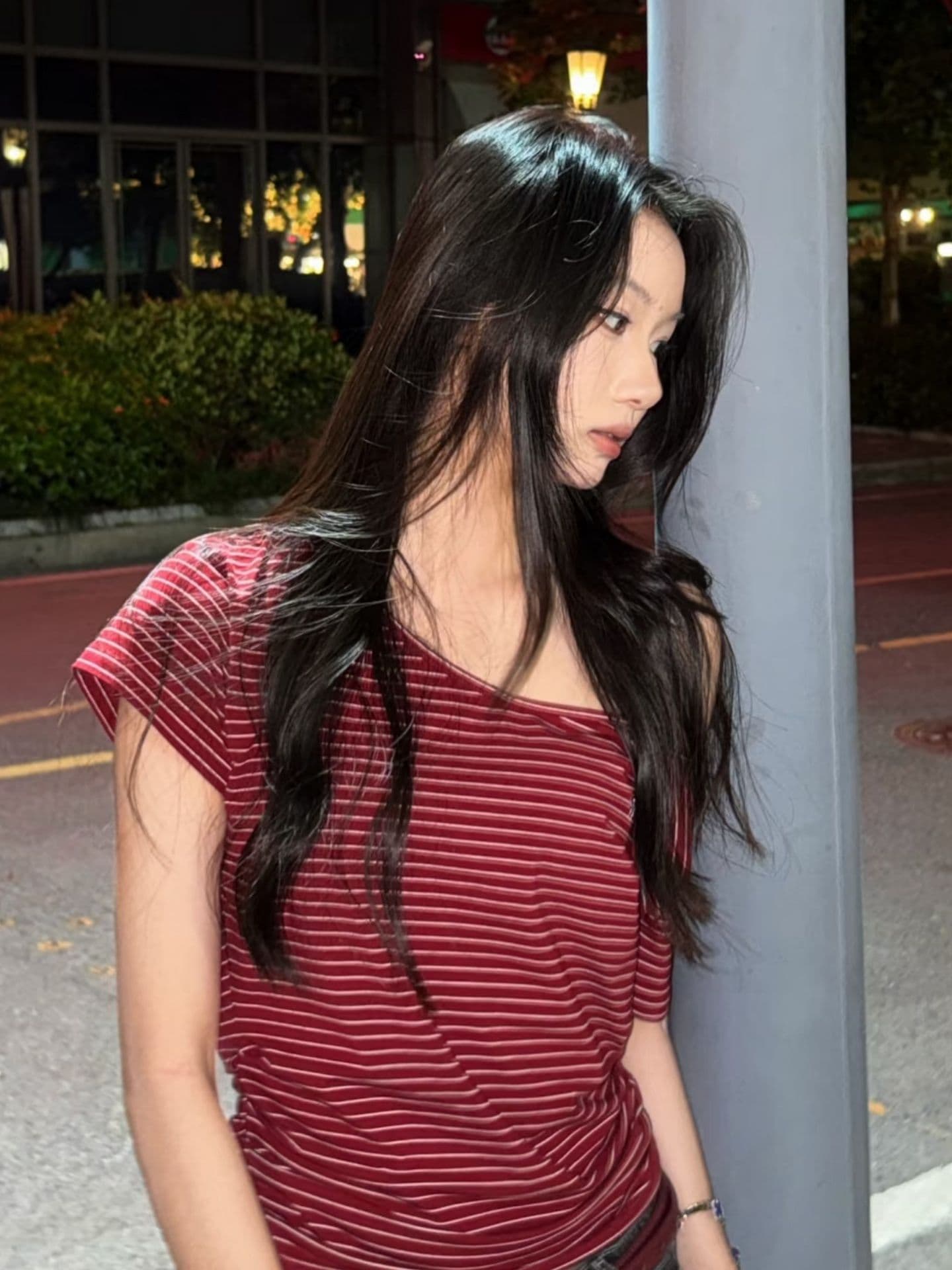 있음 선적 컬러 짜임 기사 아메리칸 핫걸 빨간색 비스듬한 어깨 오프숄더 스트라이프 티셔츠 여성 여름 오프숄더 쇼트 스타일 맨위 상세 이미지 4