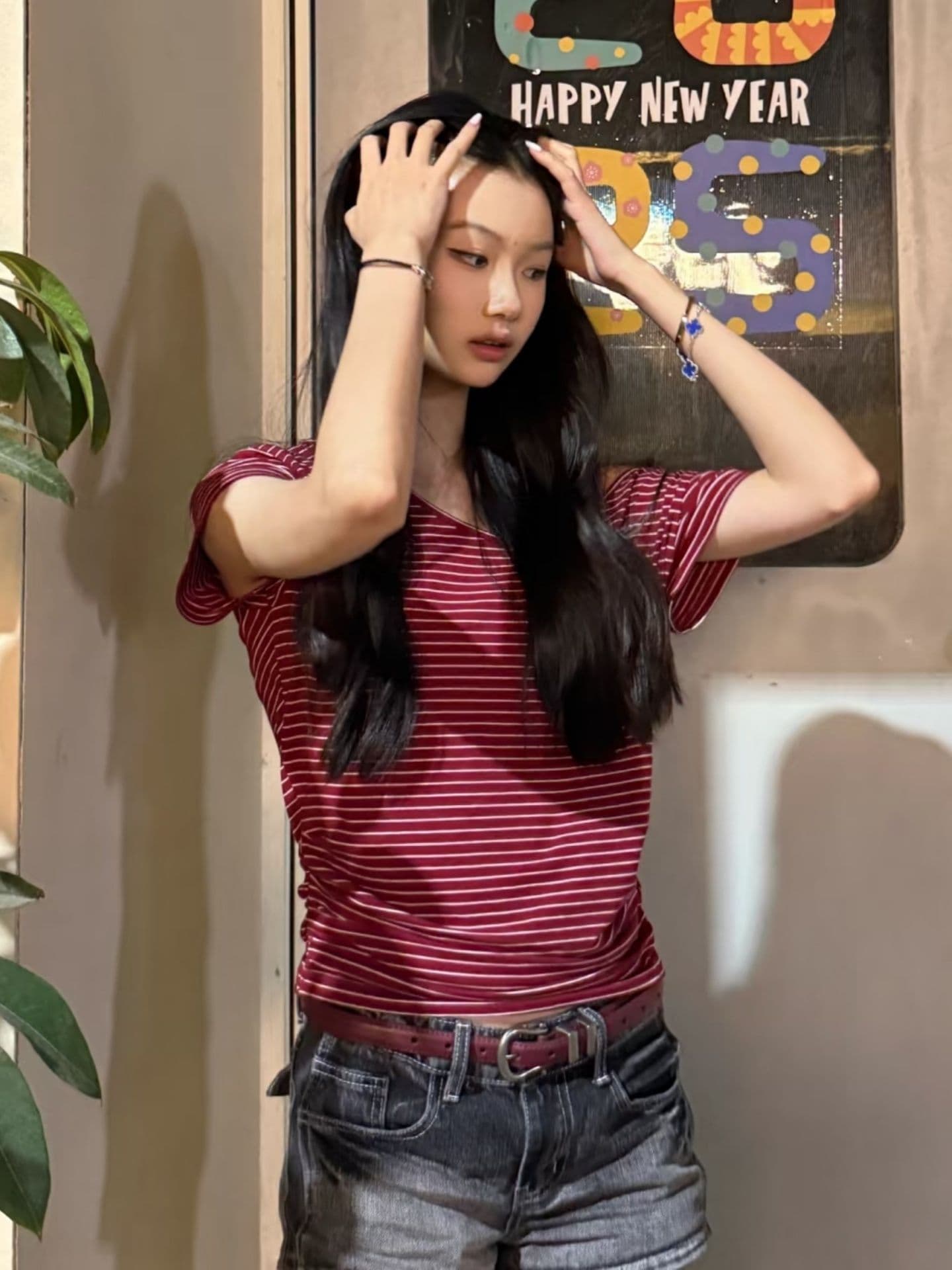 있음 선적 컬러 짜임 기사 아메리칸 핫걸 빨간색 비스듬한 어깨 오프숄더 스트라이프 티셔츠 여성 여름 오프숄더 쇼트 스타일 맨위 상세 이미지 5