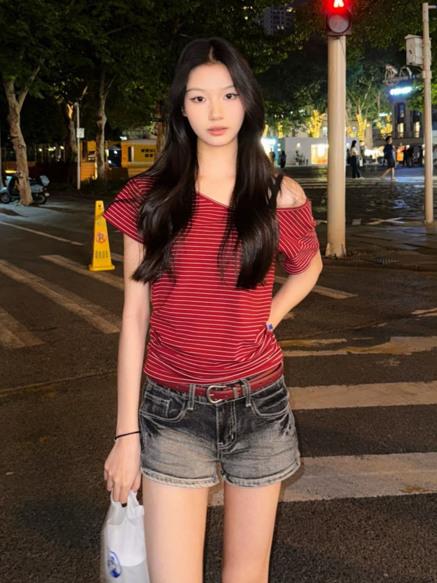 있음 선적 컬러 짜임 기사 아메리칸 핫걸 빨간색 비스듬한 어깨 오프숄더 스트라이프 티셔츠 여성 여름 오프숄더 쇼트 스타일 맨위 상세 이미지 7