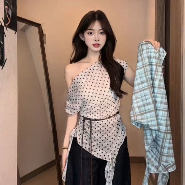 있음 선적 있음 벨트 한 부서 품격 도트 무늬 불규칙 반팔 티셔츠 배색 체크무늬 비스듬한 어깨 의류 여성 여름 상세 이미지 5