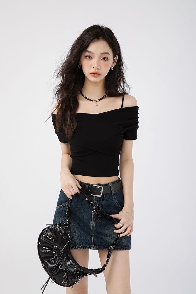 있음 선적 양면 웨어러블 검정색 오프숄더 반팔 티셔츠 여성 여름 디자인 센스 작은 대중 몸매 가꾸기 슬림해 보이는 맨위 상세 이미지 12