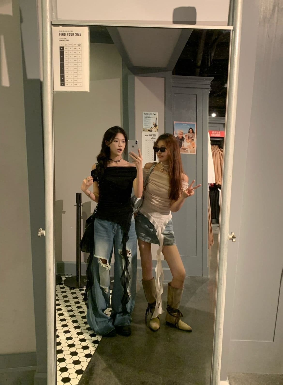 있음 선적 높음 폭탄 리브 오프숄더 흔들다 칼라 맨위 타이트 리본 디자인 센스 프랑스식 반팔 티셔츠 여성 이미지 4
