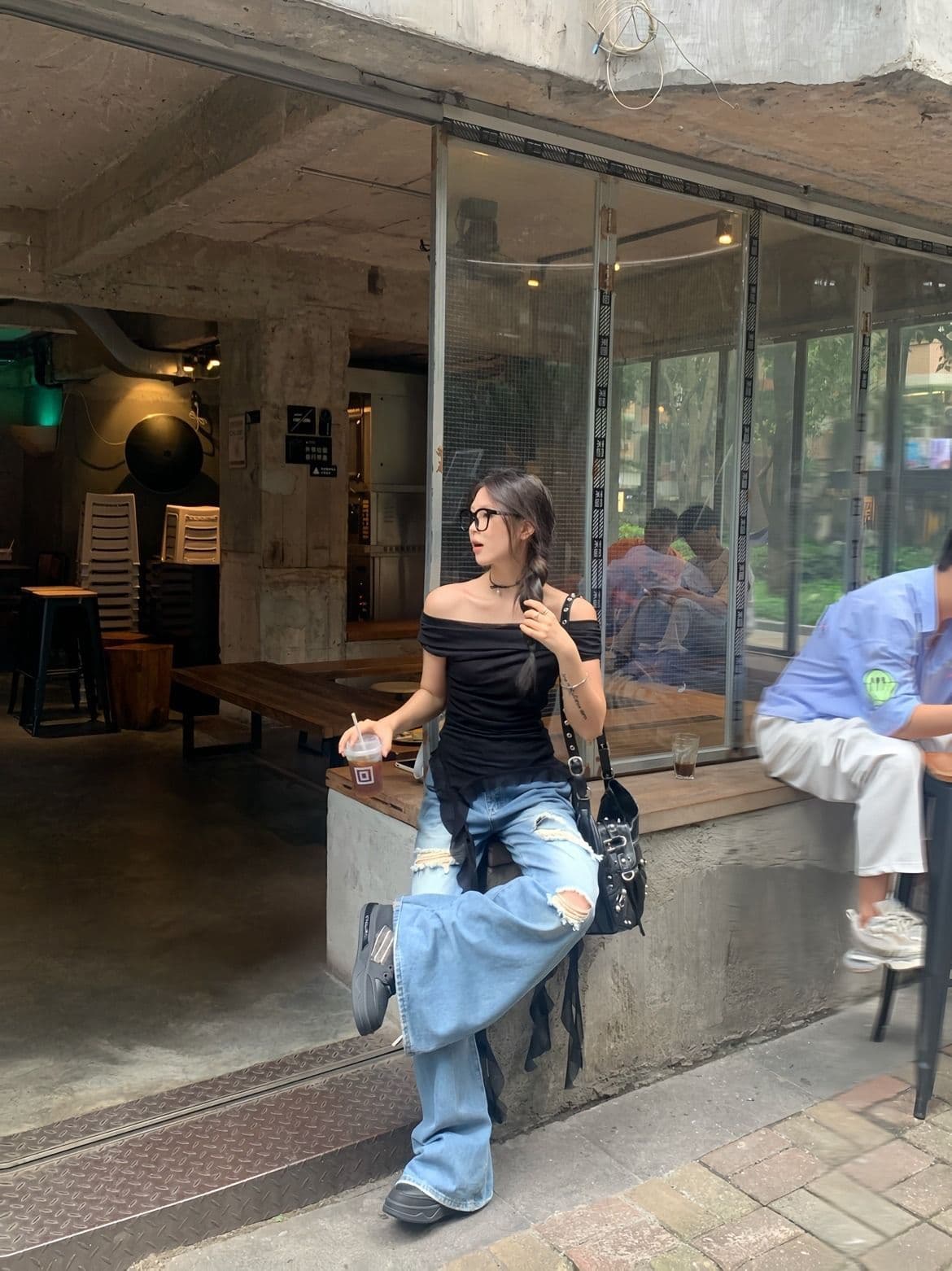 있음 선적 높음 폭탄 리브 오프숄더 흔들다 칼라 맨위 타이트 리본 디자인 센스 프랑스식 반팔 티셔츠 여성 상세 이미지 9