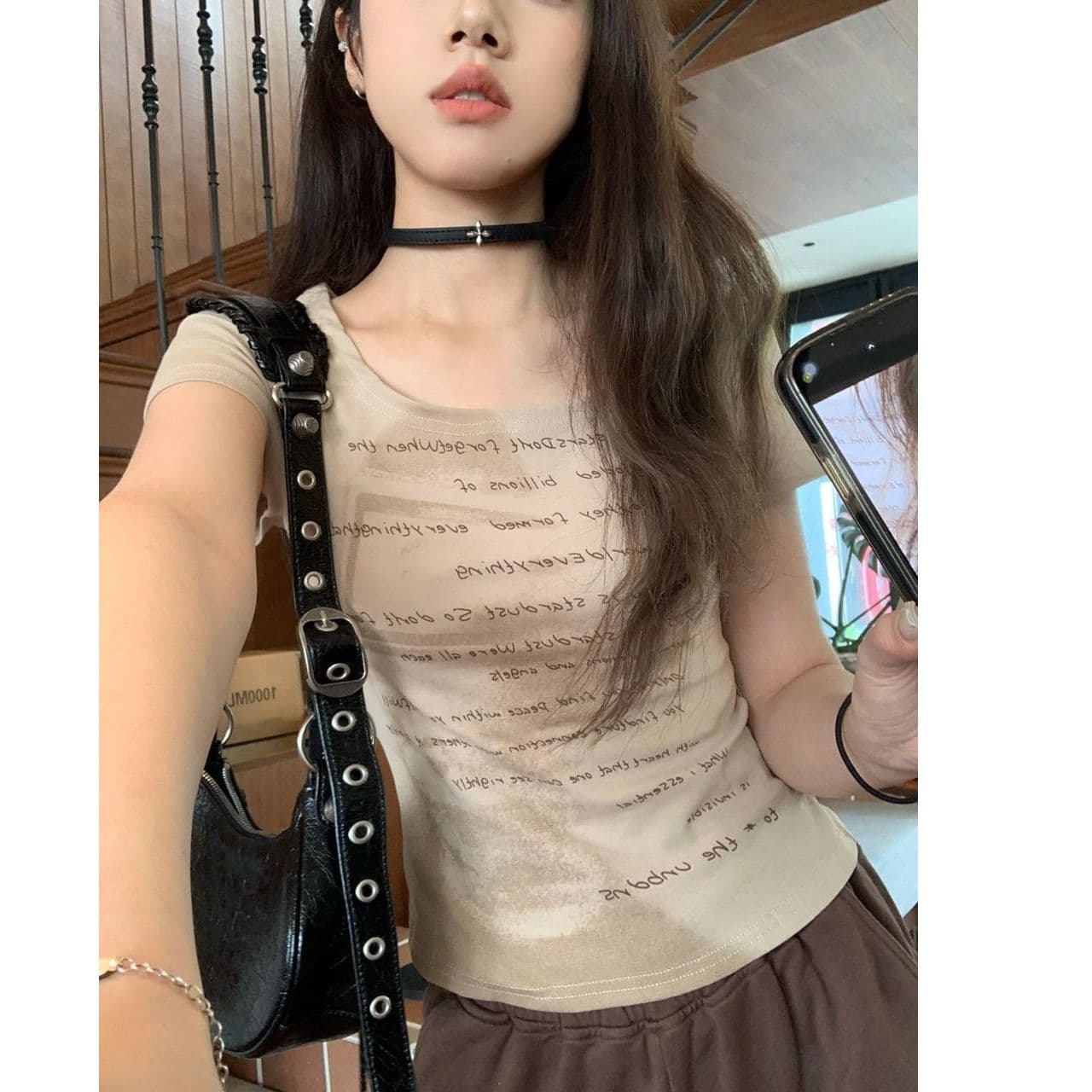 있음 선적 와 사고 방식 아메리칸 레트로 u 칼라 반팔 티셔츠 여름 핫걸 몸매 가꾸기 슬림해 보이는 디자인 센스 맨위