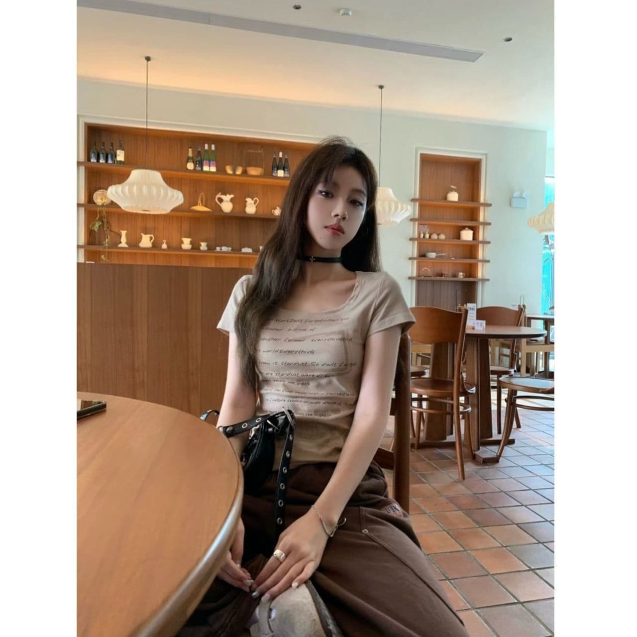 있음 선적 와 사고 방식 아메리칸 레트로 u 칼라 반팔 티셔츠 여름 핫걸 몸매 가꾸기 슬림해 보이는 디자인 센스 맨위 이미지 4