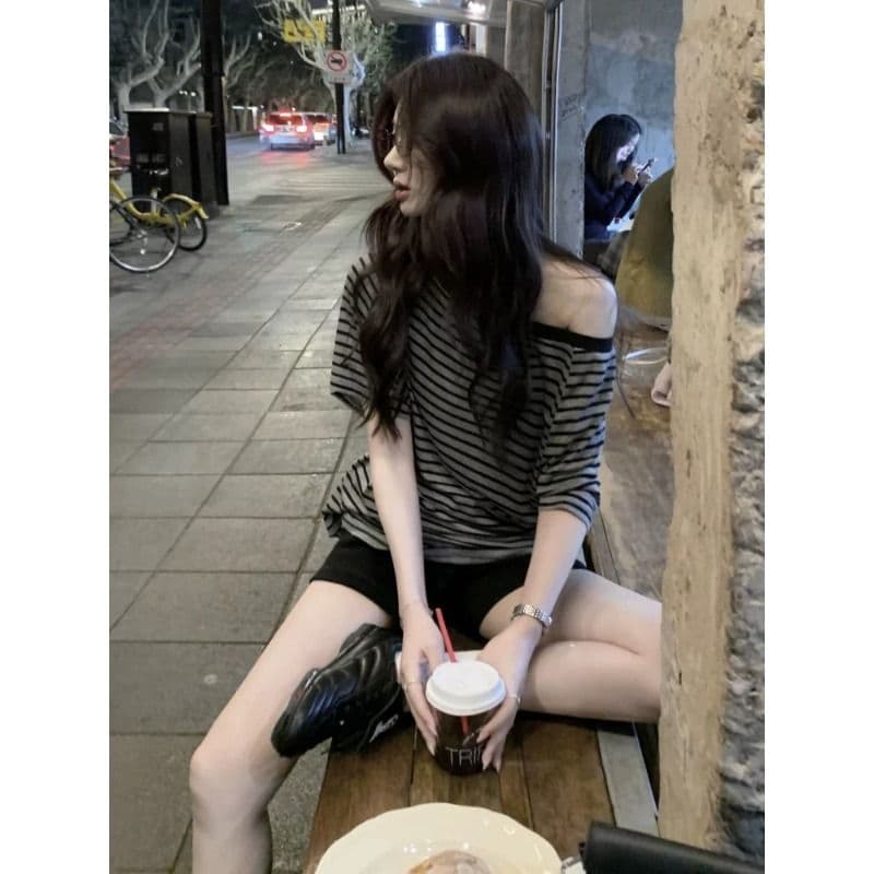 있음 선적 원본 대외 무역 면 한 부서 캐주얼 소녀 여름 느긋한 스트라이프 이슬 비스듬한 어깨 반팔 맨위