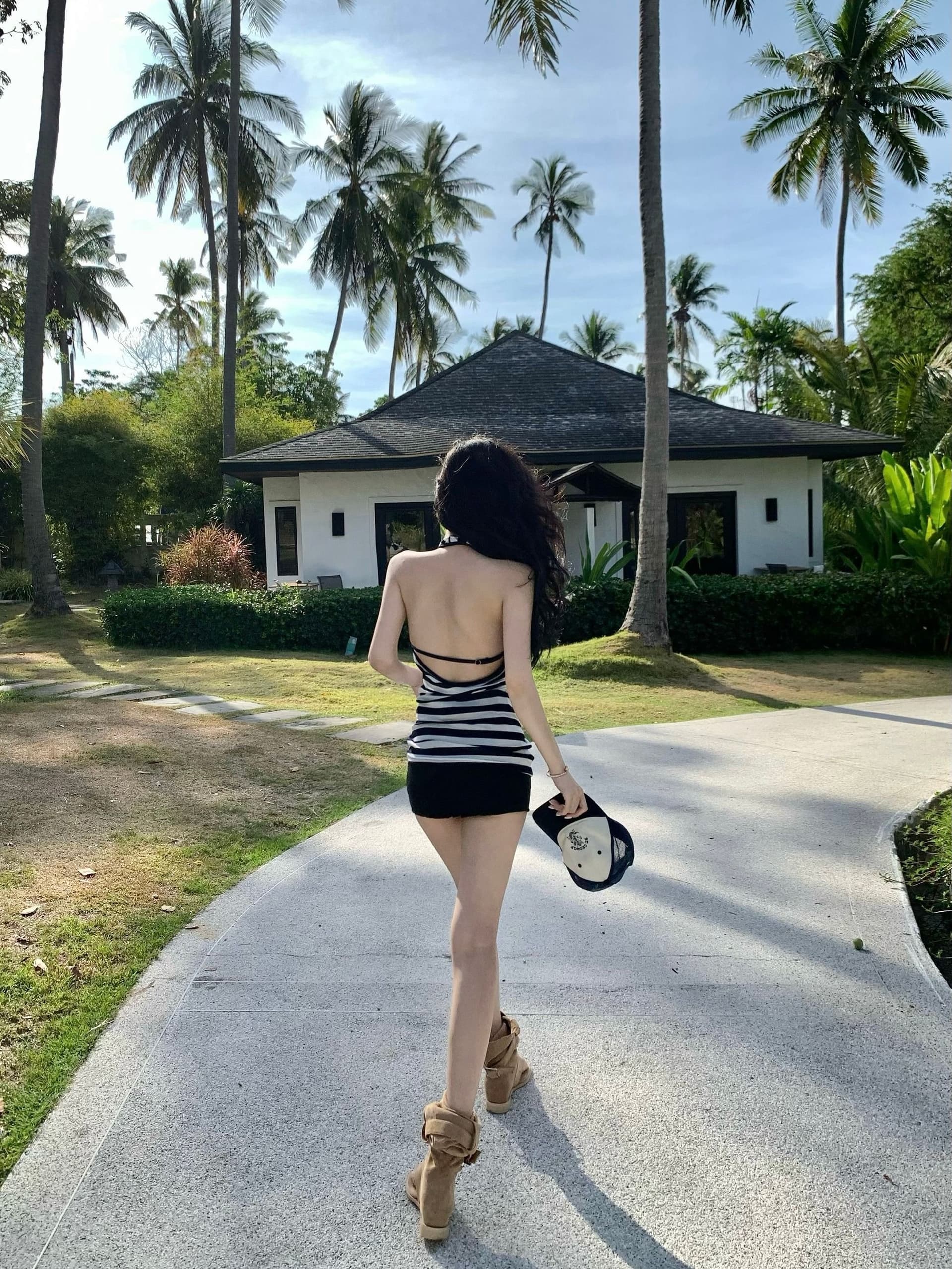 있음 선적 원본 핫걸 스트라이프 행침 목 캐미솔 여름 외출용 백리스 u 칼라 중간 길이 맨위 상세 이미지 13