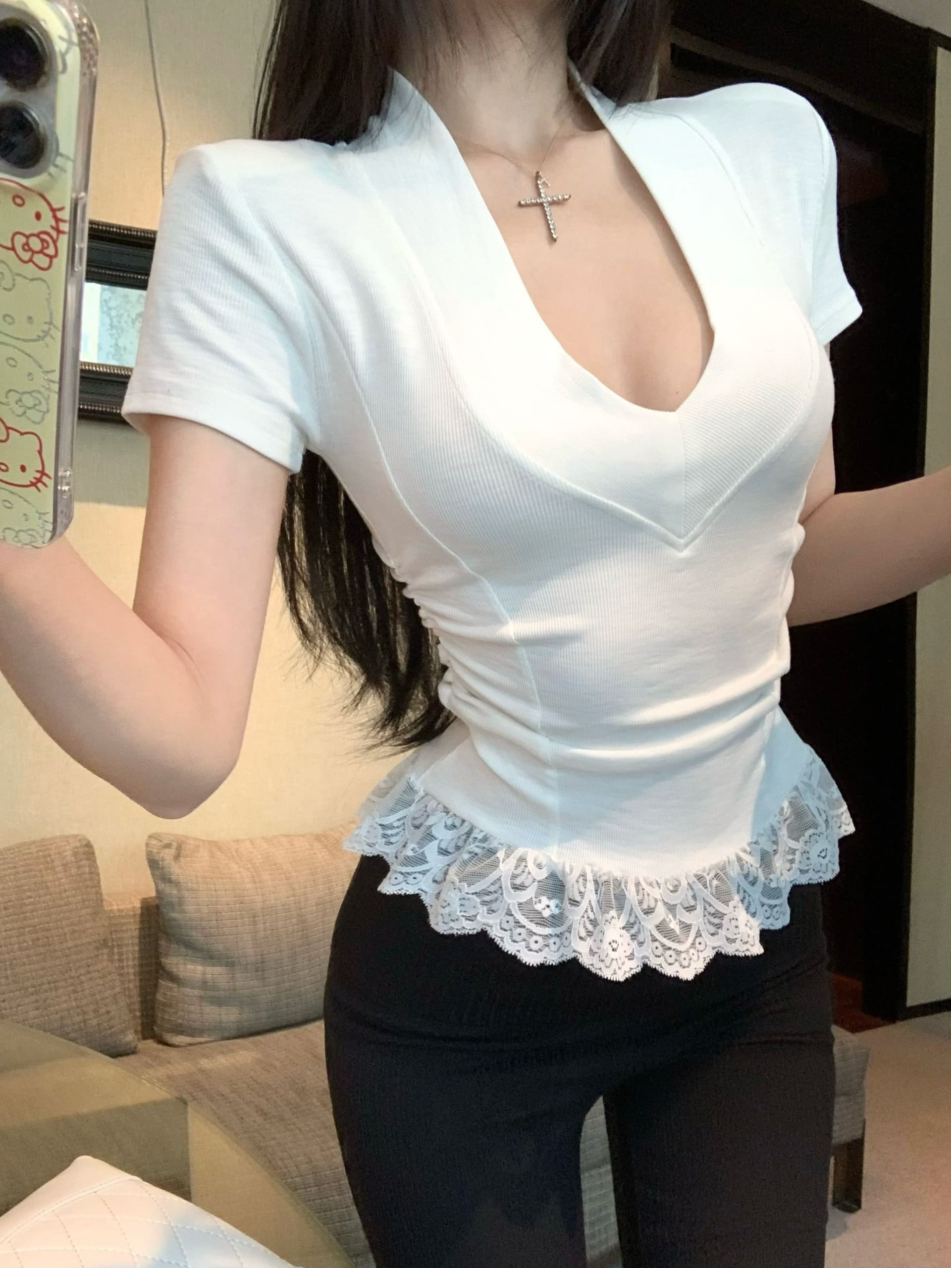 있음 선적 레이스 조각 V넥 반팔 티셔츠 여성 여름 주름 몸매 가꾸기 인사이드 가져 가라. 핫걸 회색 긍정적 인 어깨 의류 상세 이미지 13