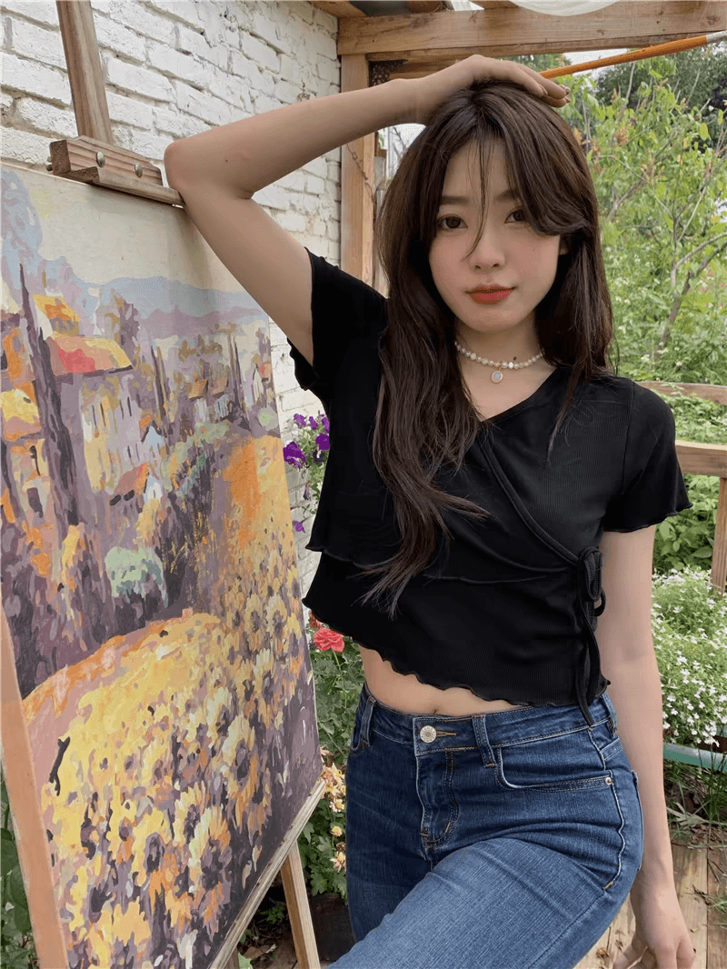 있음 선적 핫걸 쇼트 스타일 디스플레이 몸 V넥 스트랩 티셔츠 여성용 짧은 소매 작은 대중 여름 새로운 니트 스웨터 몸매 가꾸기 트렌디 상세 이미지 11