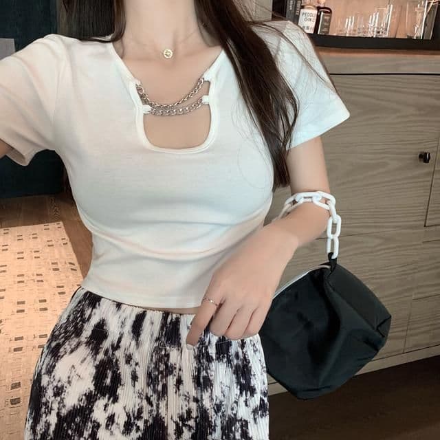 있음 선적 핫걸 검정색 반팔 여성 여름 디자인 센스 작은 대중 몸매 가꾸기 슬림해 보이는 쇼트 스타일 Chic 맨위 ins 타이트 이미지 3
