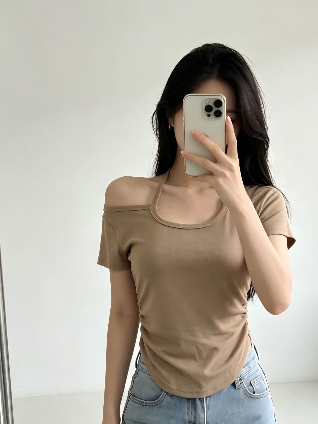 있음 선적 행침 목 반팔 티셔츠 여성 여름 새로운 한국 스타일 디자인 센스 작은 대중 불규칙 몸매 가꾸기 섹시함 맨위 상세 이미지 28