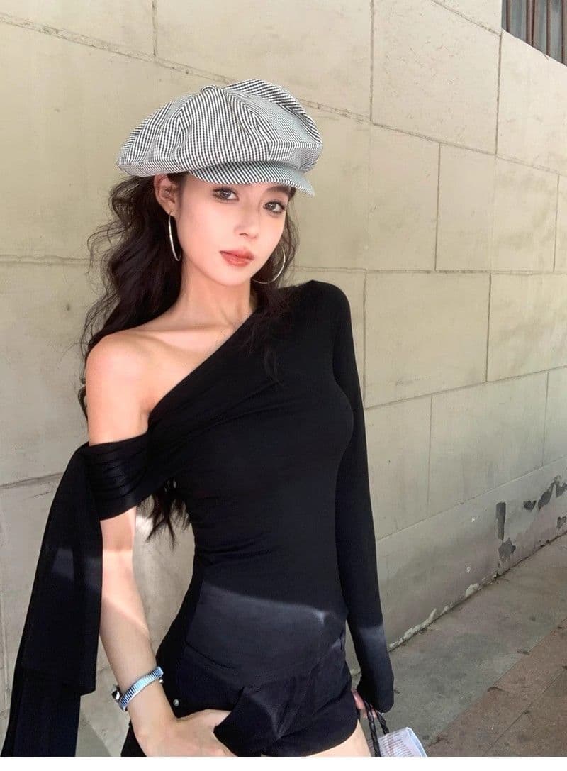 있음 선적 컬러 코튼 리브 불규칙 비스듬한 칼라 오프숄더 티셔츠 여성 이른 가을 몸매 가꾸기 주름 맨위 상세 이미지 12