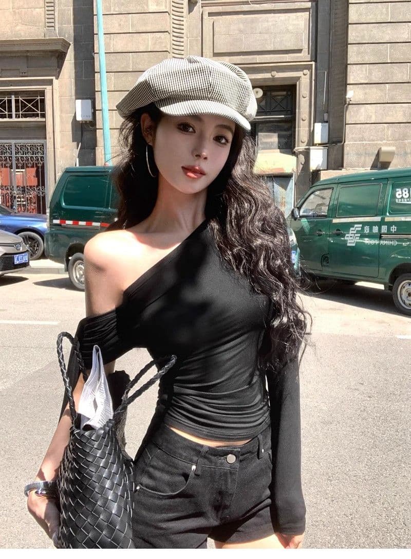 있음 선적 컬러 코튼 리브 불규칙 비스듬한 칼라 오프숄더 티셔츠 여성 이른 가을 몸매 가꾸기 주름 맨위 상세 이미지 15