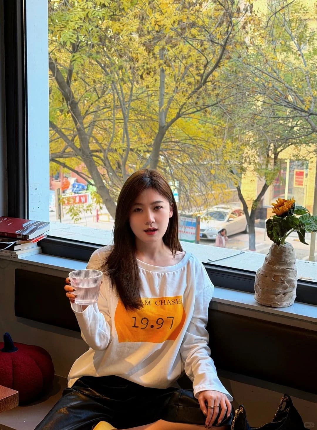 있음 선적 경관 그림 리브 De 플러시 긴팔 티셔츠 여성 가을 새로운 인사이드 가져 가라. 루즈핏 기본 셔츠 비스듬한 어깨 상세 이미지 6