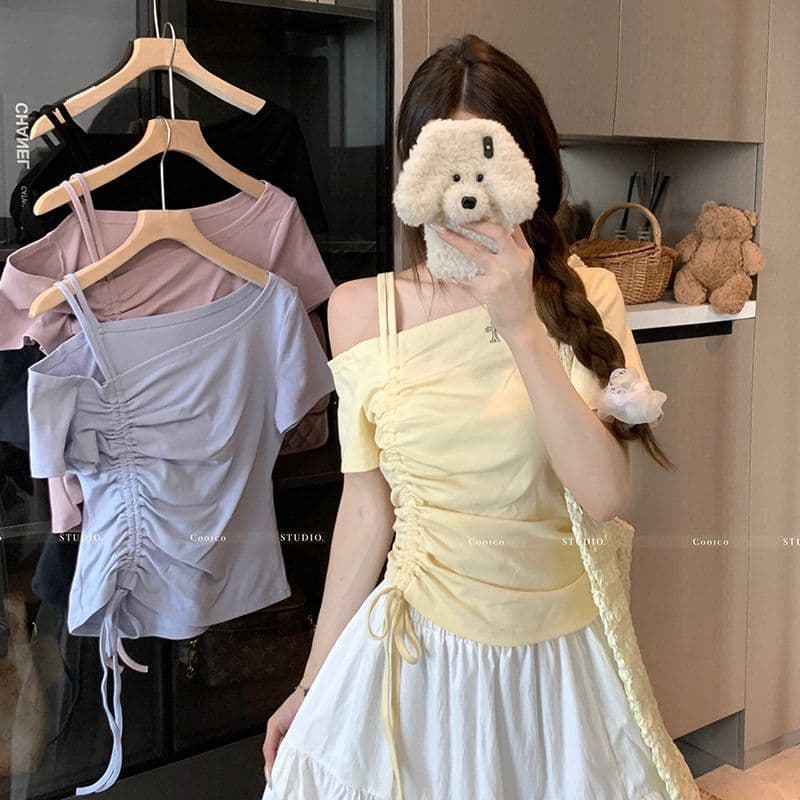 높음 폭탄 리브 디자인 센스 비스듬한 칼라 오프숄더 펌프 로프 맨위 여성 여름 작은 대중 Chic 허리 수축 슬림해 보이는 티셔츠