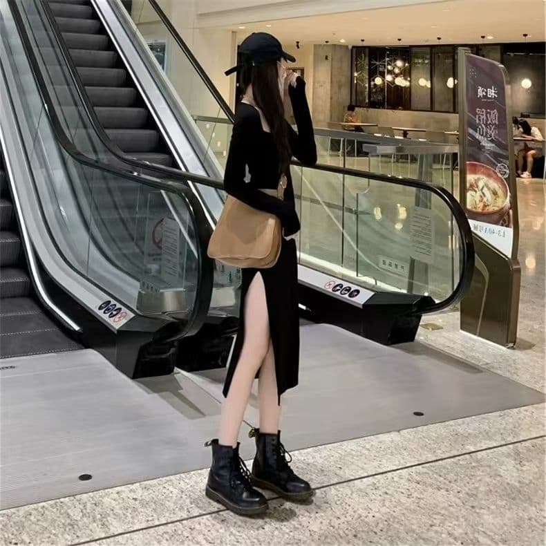 가을 의상 여성 2026 년 새로운 허리 수축 트임 타이트 스커트 롱 스커트 프랑스식 그는 벤 바람 검정색 광장 칼라 드레스 가을 겨울 상세 이미지 7
