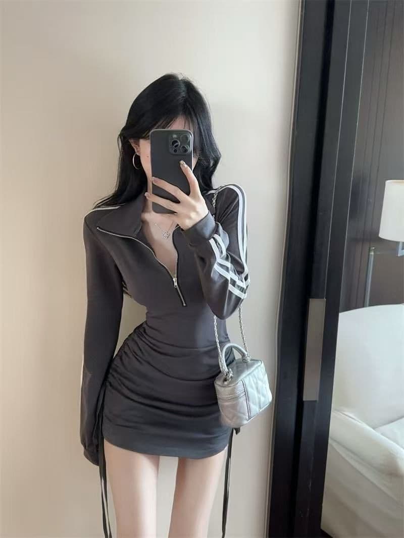 항구 바람 고급 작은 대중 POLO 칼라 지퍼 긴팔 여성 드레스 운동 바람 핫걸 주름 몸매 가꾸기 타이트 스커트 상세 이미지 7