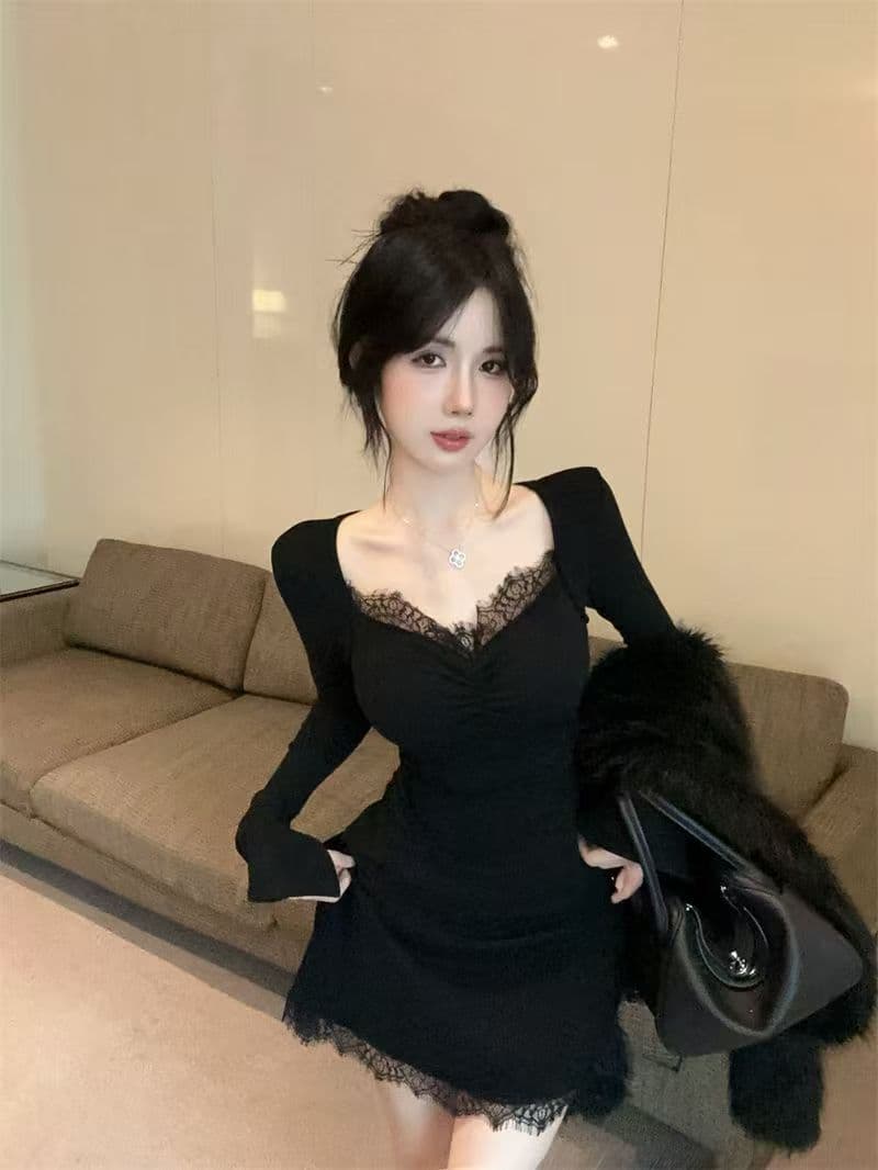 2026 패치워크 V넥 검정색 순수한 욕망 주름 섹시함 쇼트 스타일 레이스 레이스 핫걸 허리 수축 몸매 가꾸기 슬림해 보이는 레이스 상세 이미지 7
