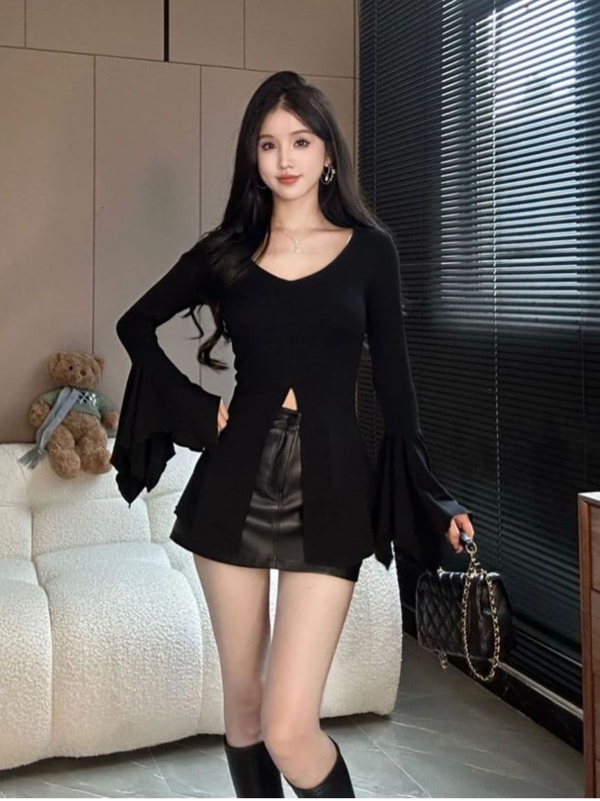 빅 사이즈 지방 mm 한국 스타일 나팔 소매 V넥 트임 긴팔 티셔츠 여성 새로운 가을 불규칙 몸매 가꾸기 슬림해 보이는 맨위 상세 이미지 7